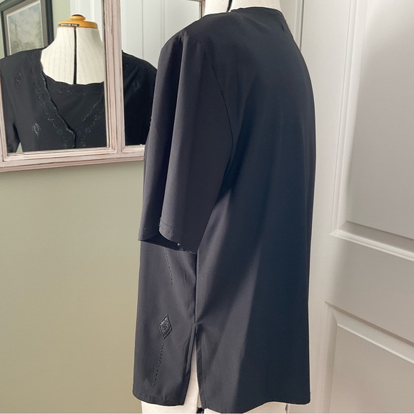 UNIQUE INT’L, BLACK BEADED BLOUSE - Picture 3 of 11